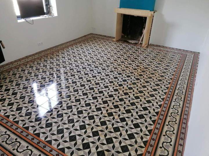 Sol en carreaux de ciment anciens Montauban